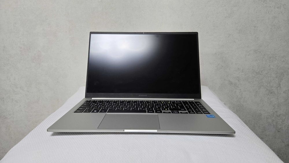 Samsung Galaxy Book