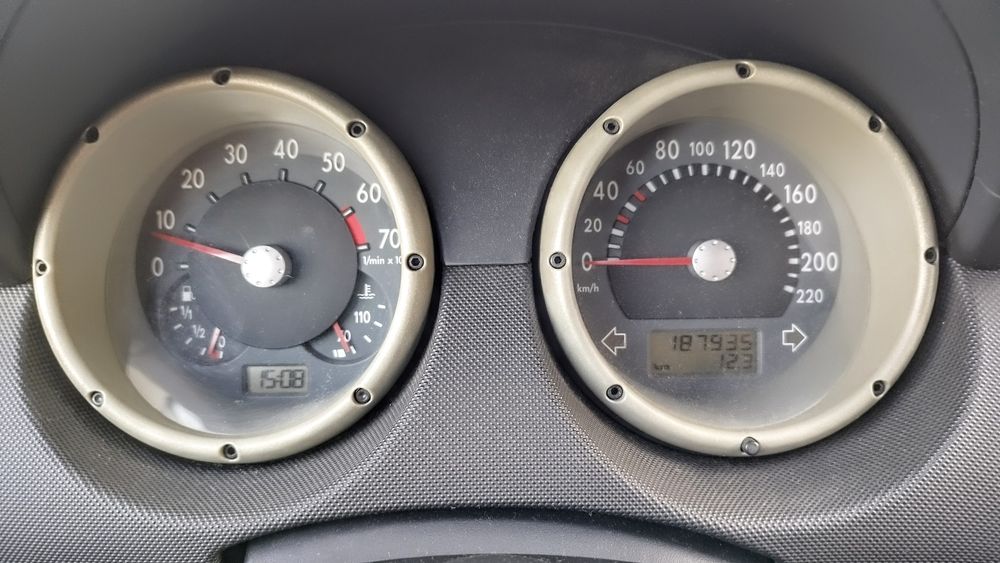 VW Polo 1.0 MPI gasolina