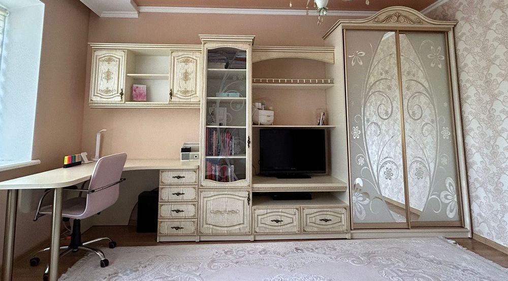 Меблева стінка дитяча, вітальня