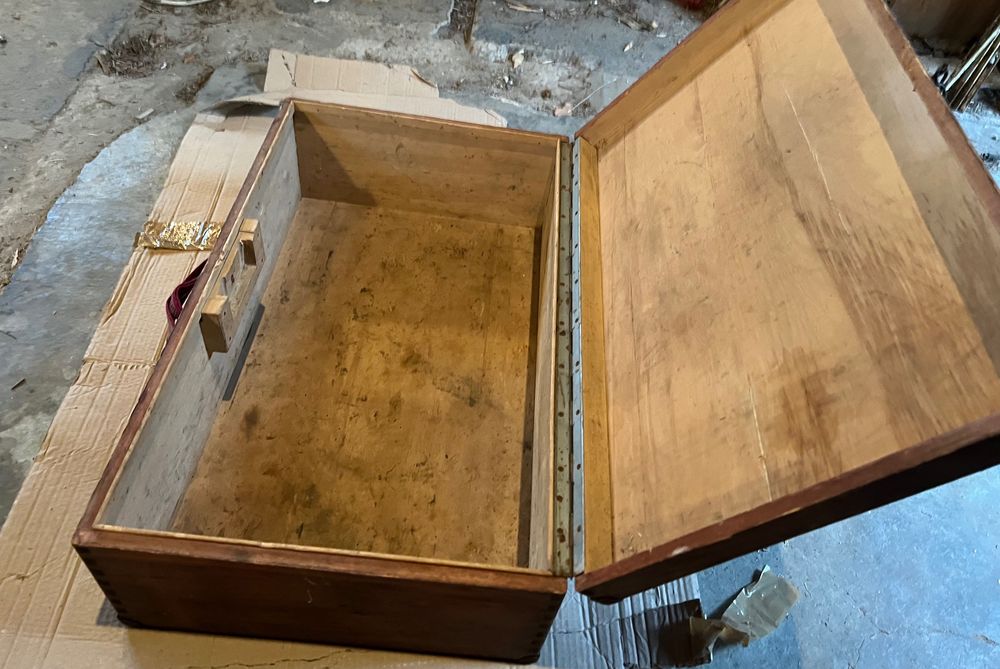 Stara walizka, kuferek