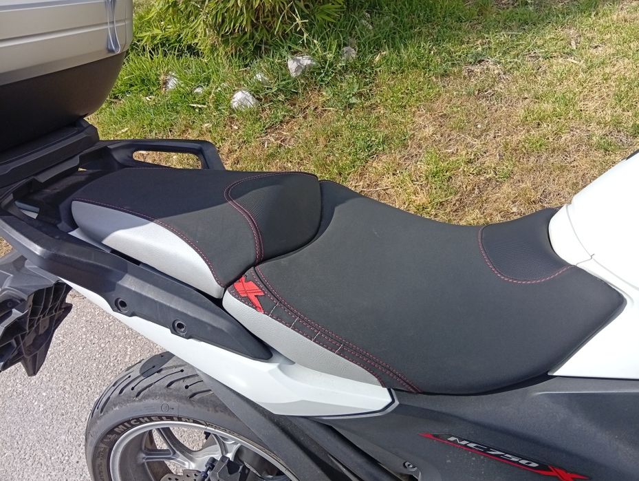 Honda NC 750x DCT 2016- Muitos extras - 5000€