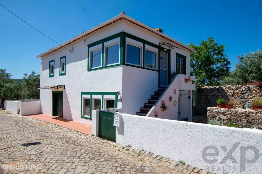 Casa de Campo em Pedra no Centro de Portugal Descubra Paz, Conforto e