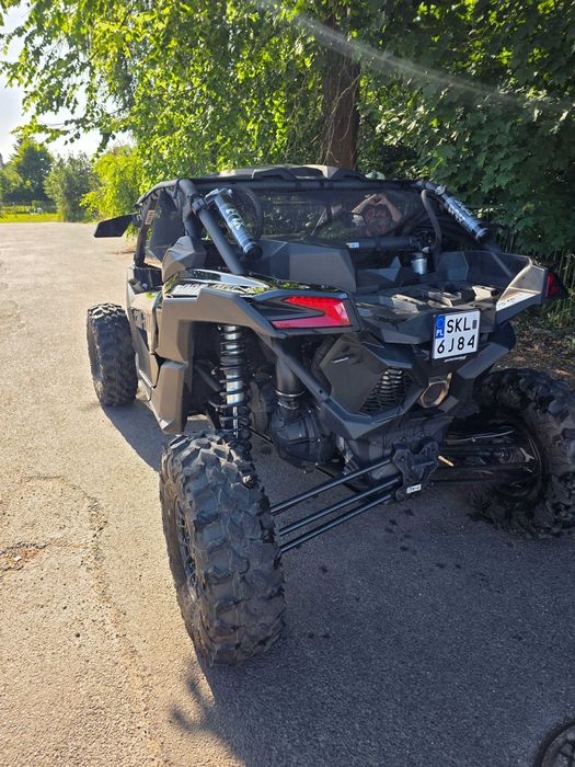 Can-Am Maveric x3