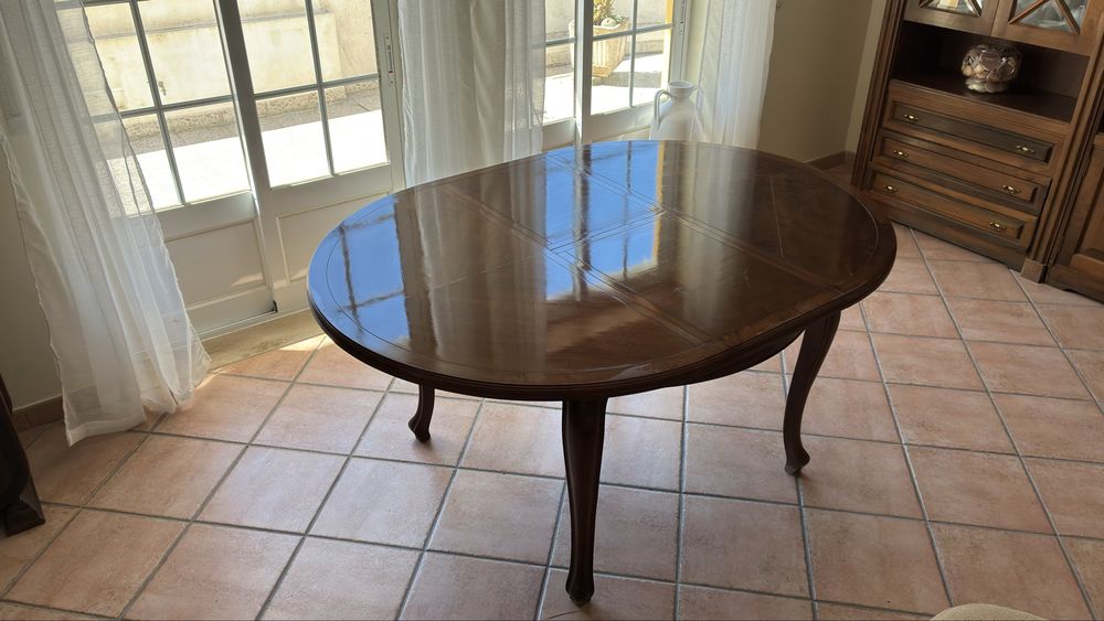 Mesa holandesa redonda oval
