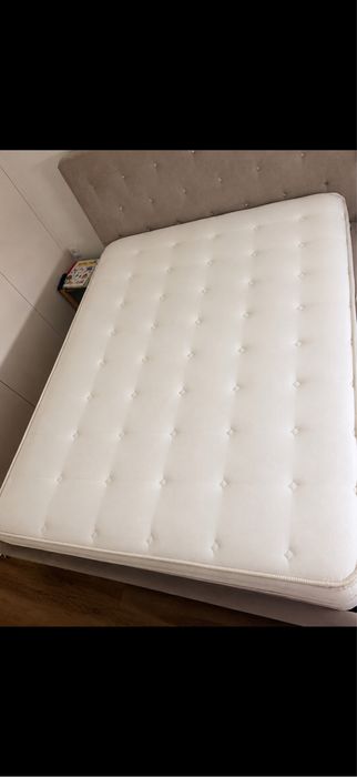Colchão deluxe 2 meses apenas esta mesmo novo ja com sobrecolchao incluido