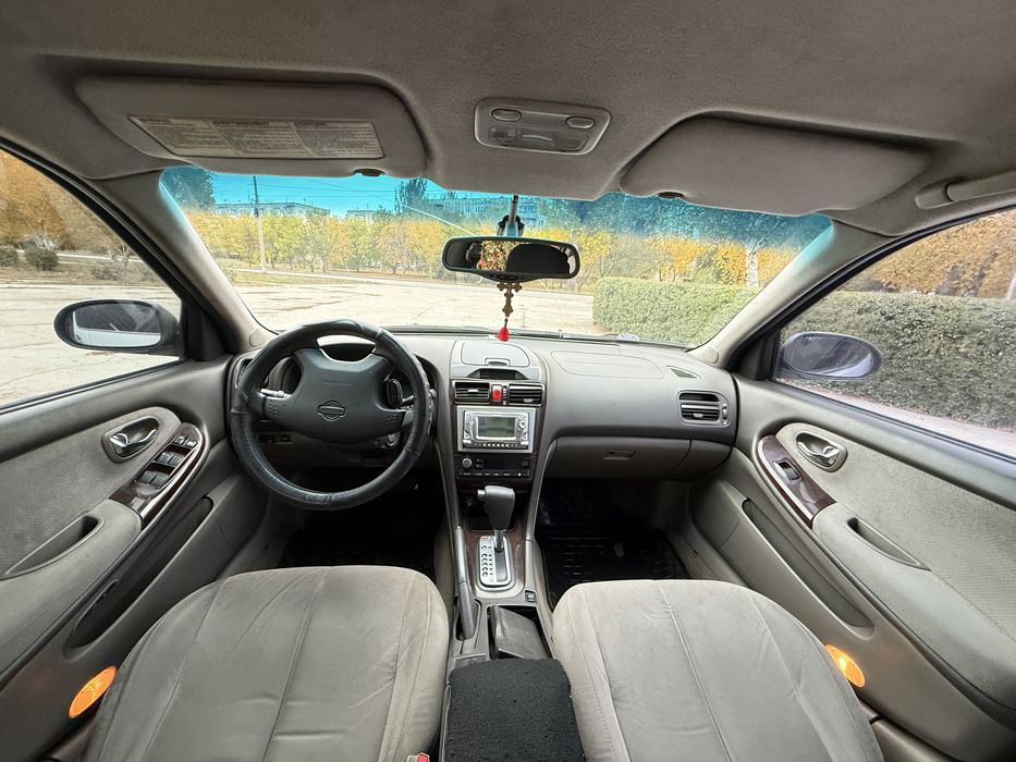 Nissan Maxsima 2000 рік