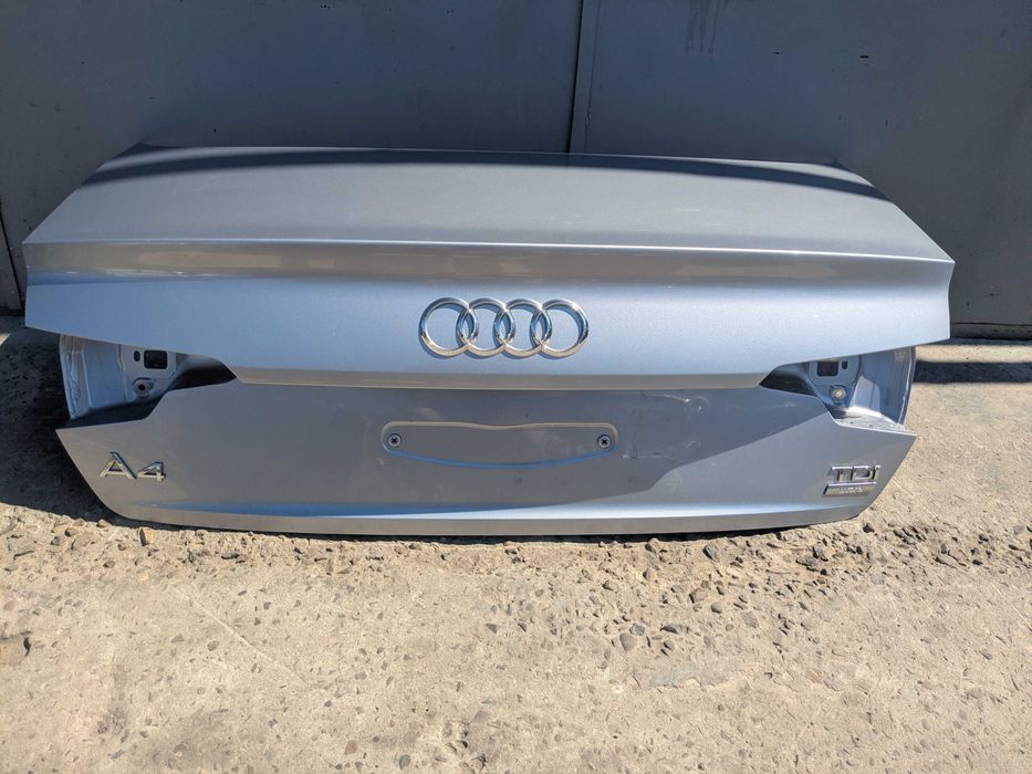 Кришка Багажника Audi A4 B9 Колір LZ7G Ауді А4Б9 Оригинал