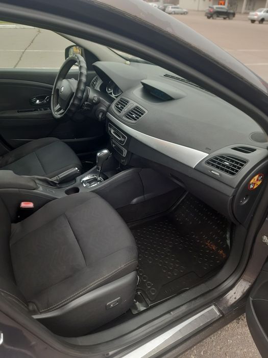 Renault megane 2013 Official