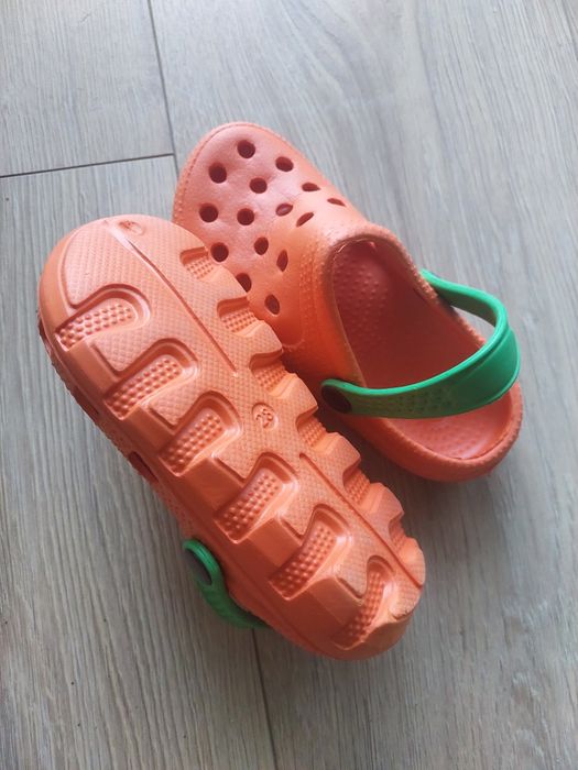 Klapki crocsy nowe r. 28