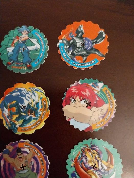 Lote 11 Beyblade Spinners, edição limitada, vintage