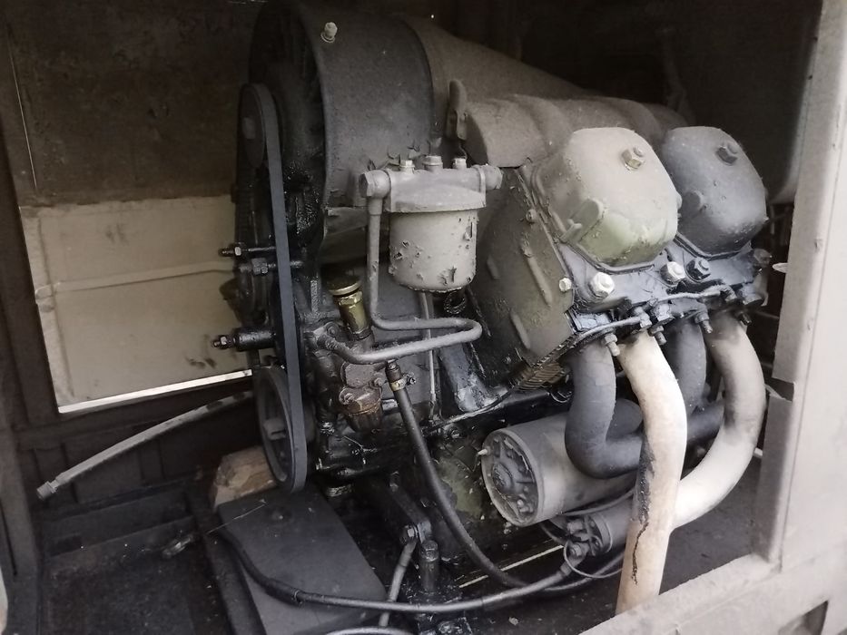 Agregat prądotwórczy Pad-8 z przyczepą.