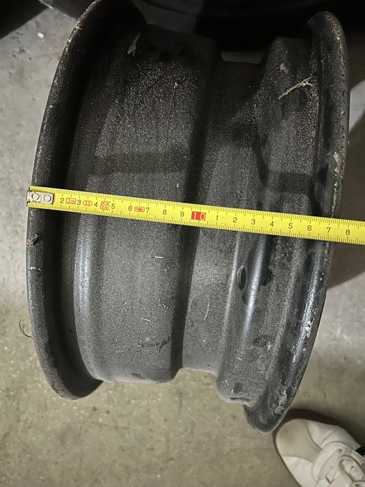 2 Jantes 14 em ferro praticamente novas foram reparadas.