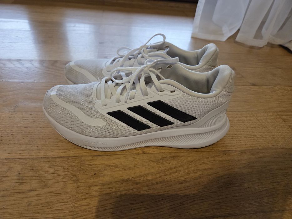 Buty Adidas rozm 39 1/3