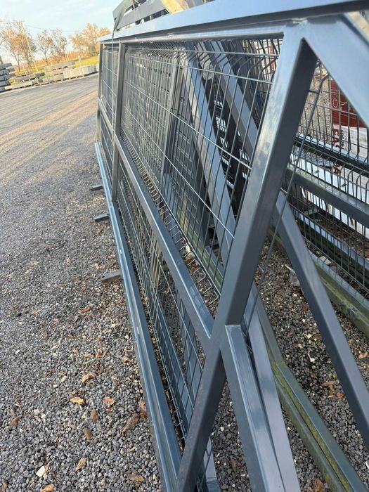 Brama przesuwna wym. 4000x1500 lewa ,wyp.panel fi 4