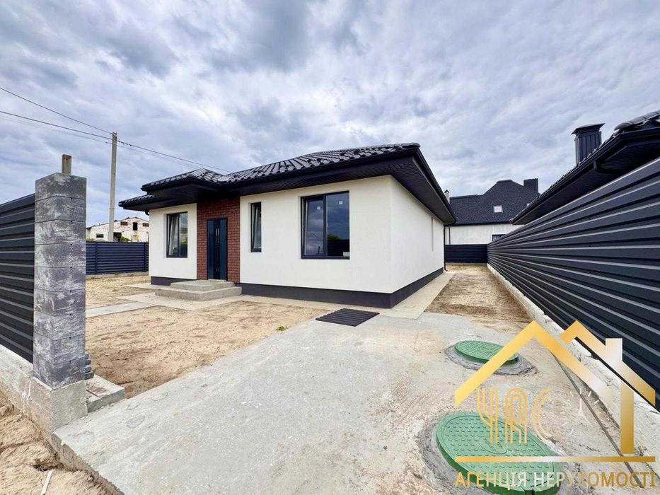 Продаж сучасного одноповерхового будинку 105 м² у с.Білогородка з ГАЗом