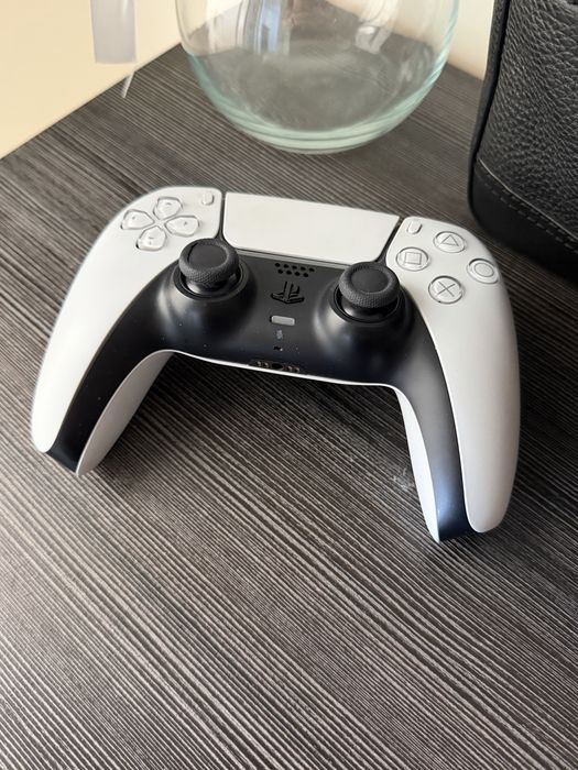 Pad DualSense do PS5