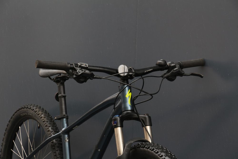 Гірський велосипед Specialized PITCH MEN EXPERT 27.5 2019