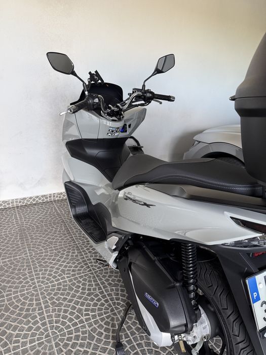 PCX 2023 - como nova