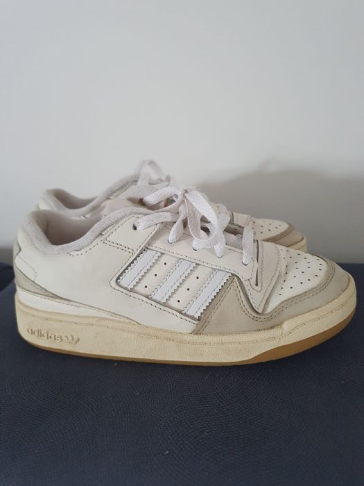 Adidasy dziewczęce 33