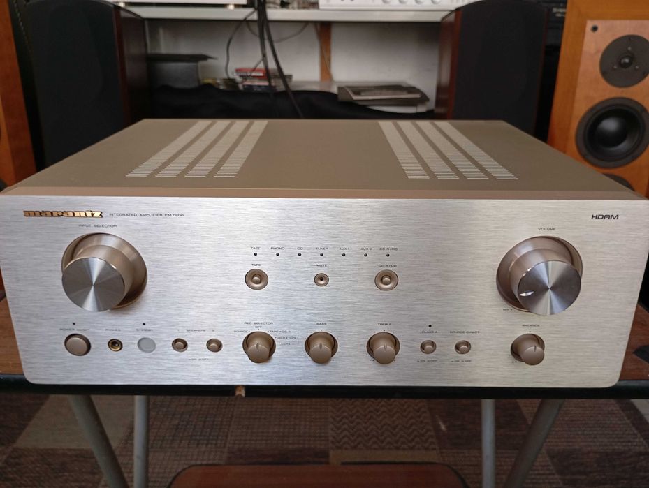 Amplificador Marantz PM7200