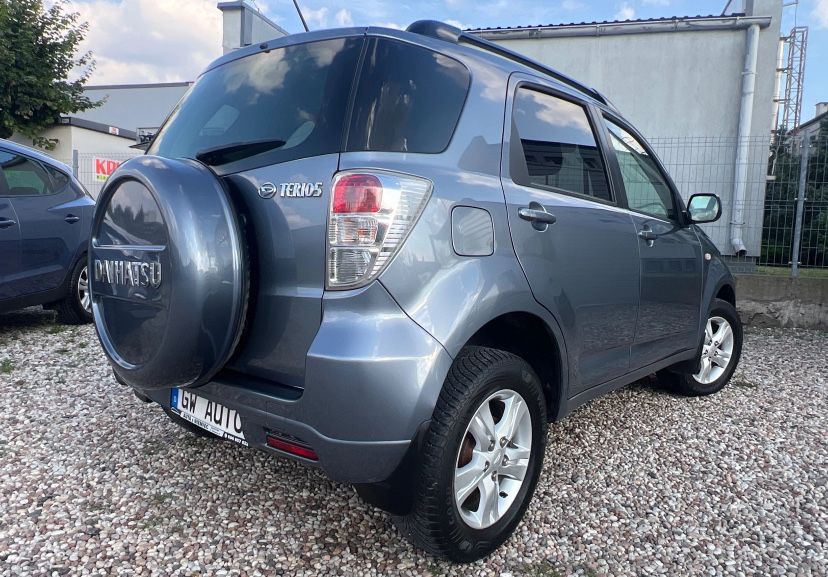 Daihatsu Terios 2011 бензин 1.5 механіка 4х4