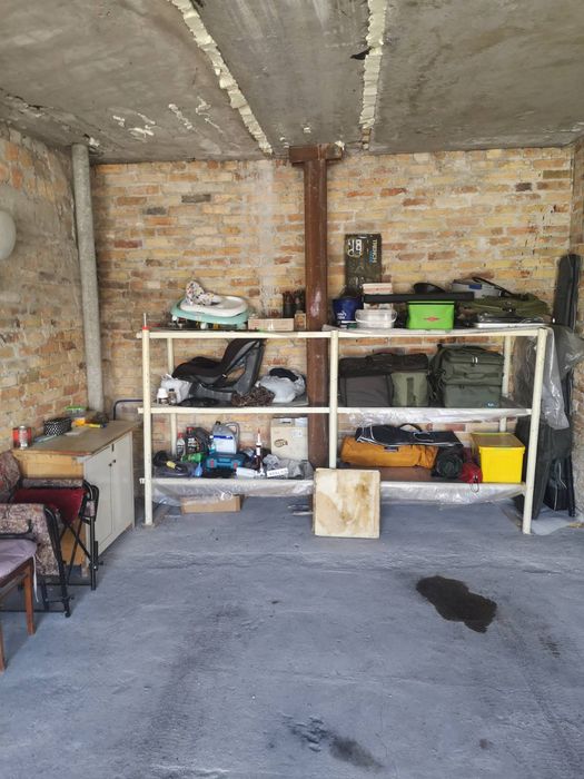 Продам гараж в р-не рынка "Бахчисарай"15-16 мкрн.Кооп.,,Сокол2,"