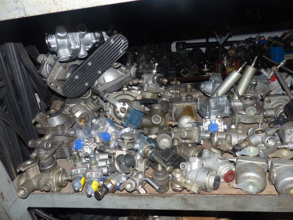 Zawór pneumatyczny Star 28-200 Kamaz Jelcz i inne