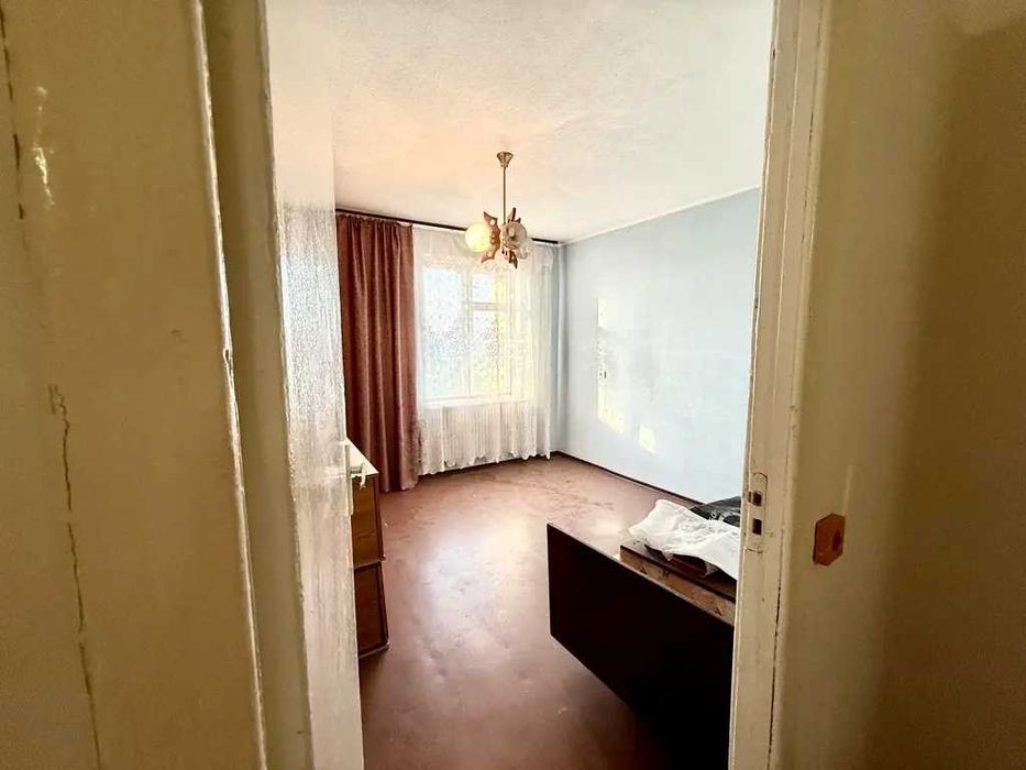 Продам 2к квартиру на Баварии, пр.Дзюбы