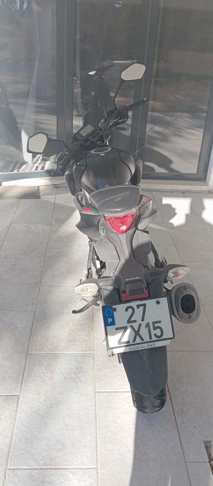 suzuki 125 preta