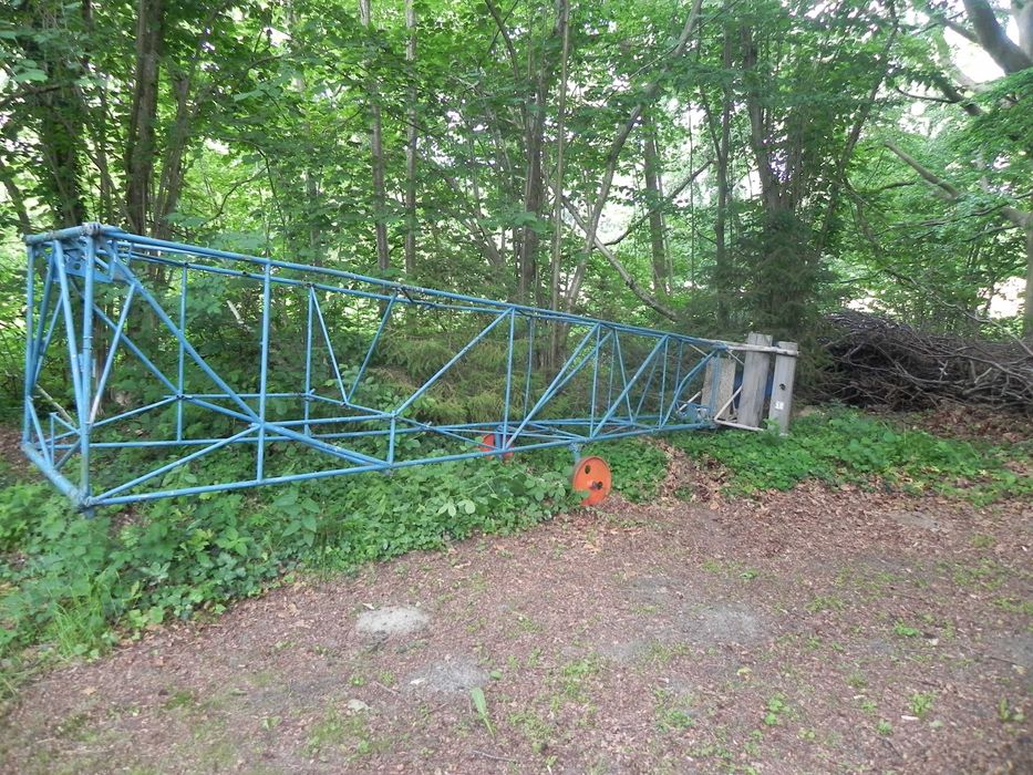 Wieża obserwacyjna, z kratownicy smolotu "KRUK"