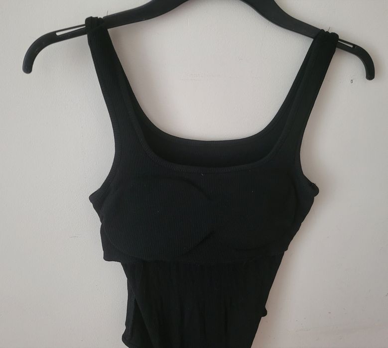 Czarne damskie body