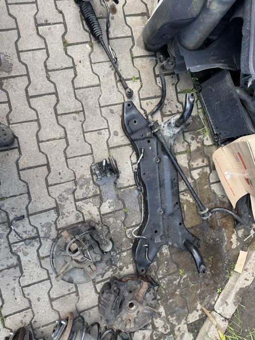 Outlander XL передня ходова