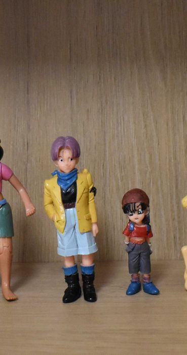 5 Figuras policromáticas - (Lote 6)