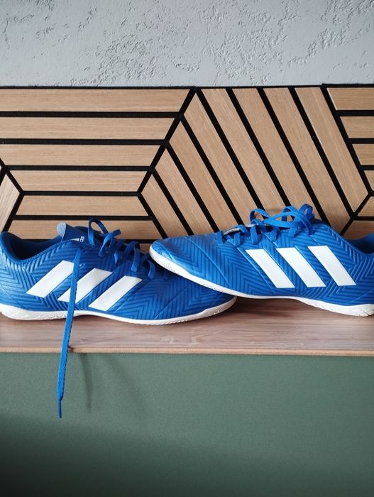 Adidas Nemeziz r.43 hala