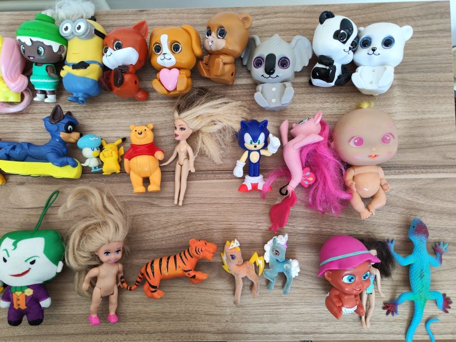 Vendo Brinquedos 1€ / Unidade