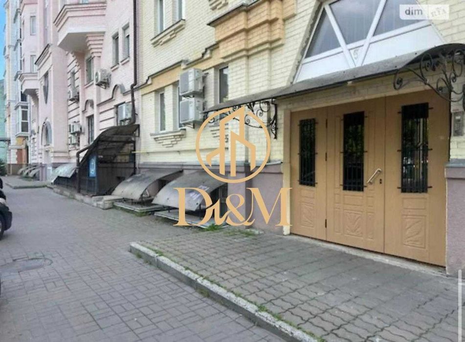 Продаж / Комерційне приміщення/ вул. Юрківська 28