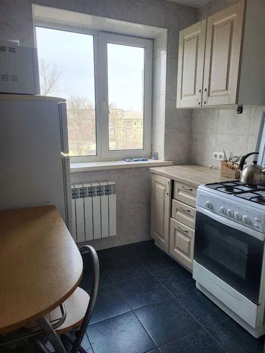 Продам 2-комн квартиру в районе Осенняя ул.