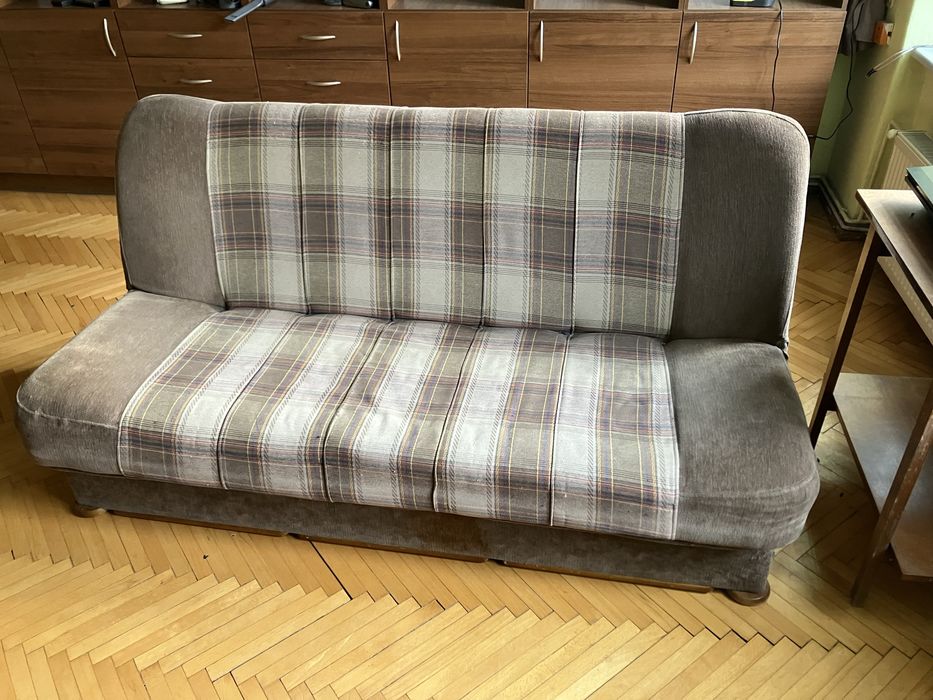 Kanapa rozkładana/ wersalka w stylu retro