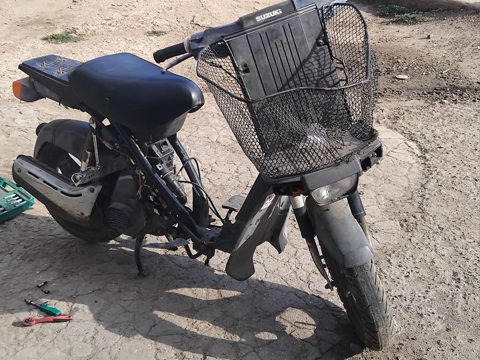 Продам мопед сузуки