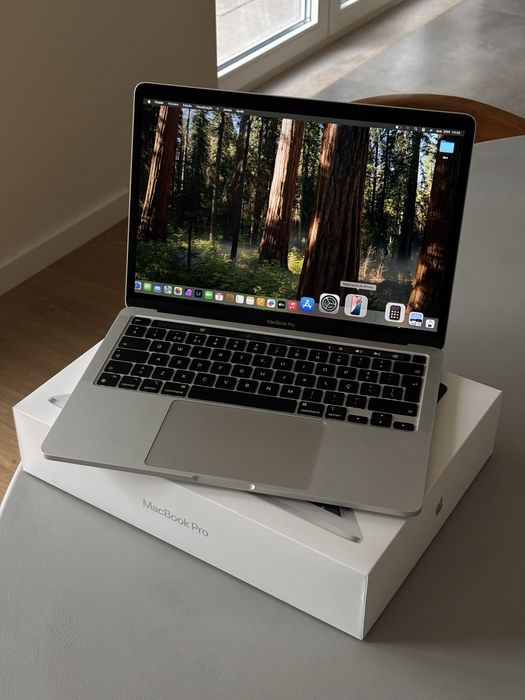 MAcBook Pro 13-inch  16G Ram / 512GB SSD