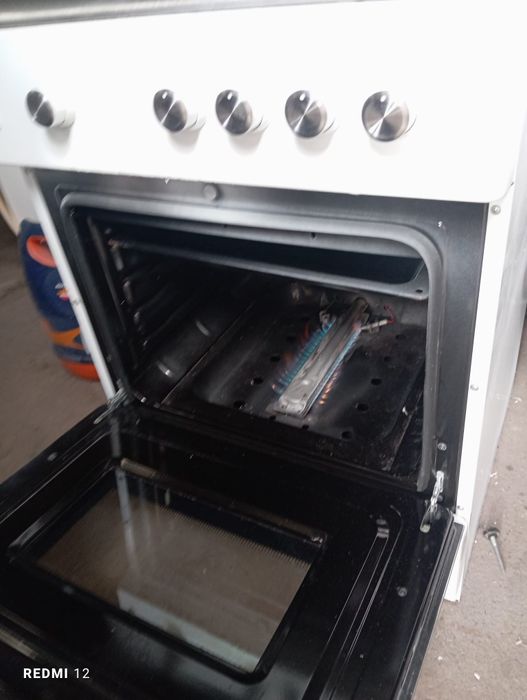 fogão becken  bom estado 85x60x60,todo. Gás de botija