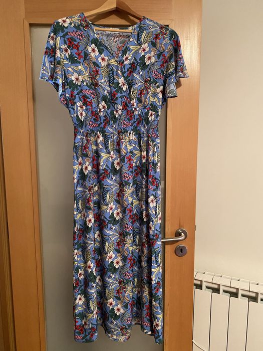 Vestido maxi usado apenad uma vez esta novo