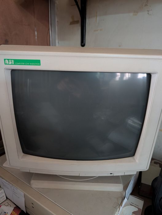Monitor retro 14'' monocromático