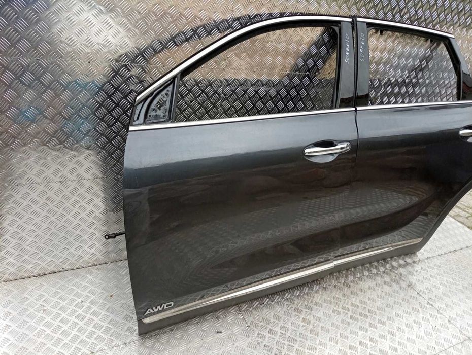 Двери Kia Sorento 3 III передние задние правые левые разборка