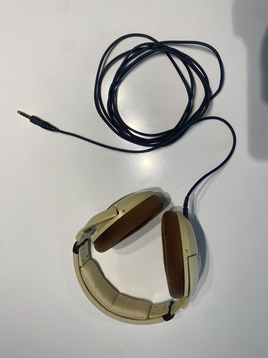 Sennheiser HD 599 Auscutadores HiFi Castanhos