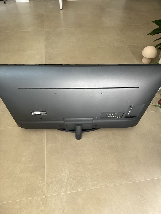Telewizor 4K Smart TV LG 49" (49UM7400) – Stan IDEALNY, folia na ekranie!