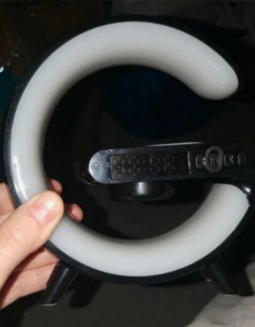 Letra G, música e luz