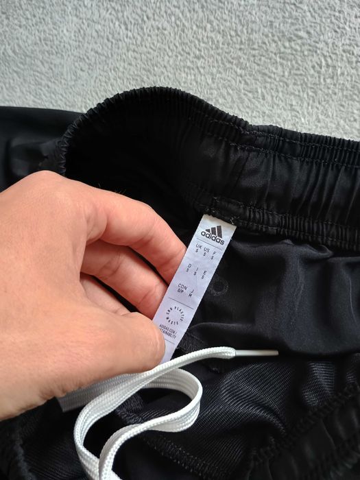 Męskie spodenki/szorty treningowe Adidas HF7201 - rozmiar S, czarne