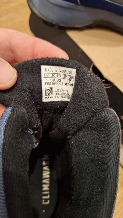 Buty Adidas Terrex Snow 32 zimowe śniegowce