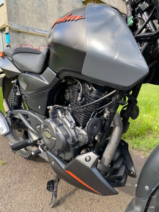 Bajaj Pulsar 180